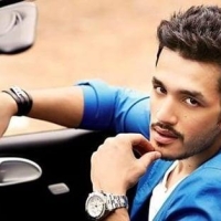 akhil akkineni