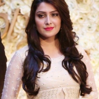 ayeza khan