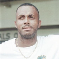 courtney walsh