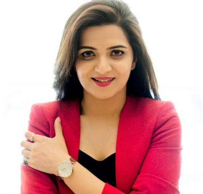 Dhivyadharshini