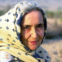 dr. ruth pfau