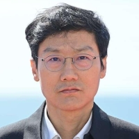 hwang dong hyuk