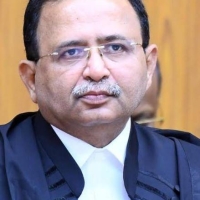 justice alok aradhe