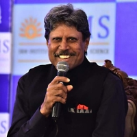 kapil dev