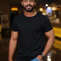 karthik mahesh