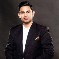 manoj muntashir