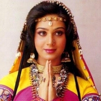 meenakshi seshadri