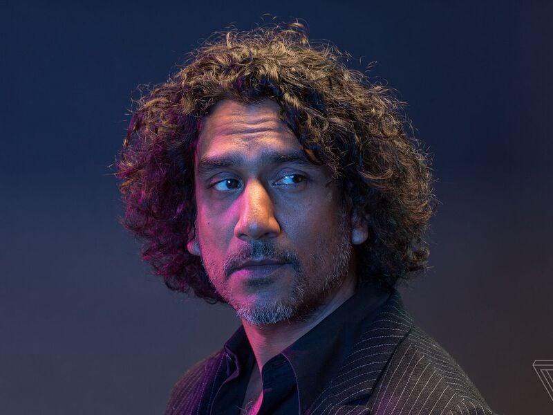 Naveen Andrews