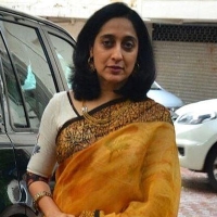 nikhat khan