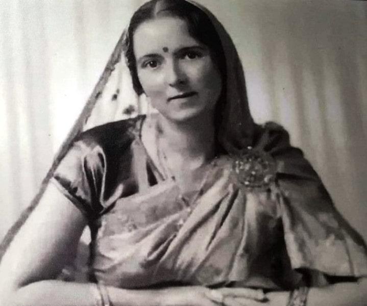 Savitri Khanolkar