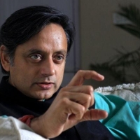 shashi tharoor