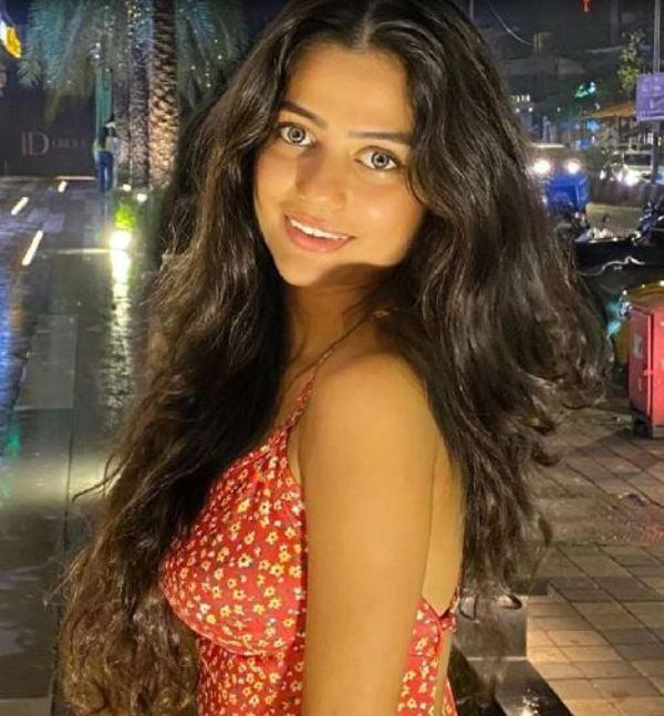 Shivangi Roy