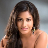 surbhi chandna