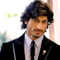 vidyut jammwal