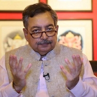 vinod dua